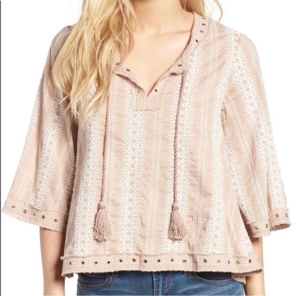 Tularosa Blush and Ivory Boho Top - Picture 10 of 12